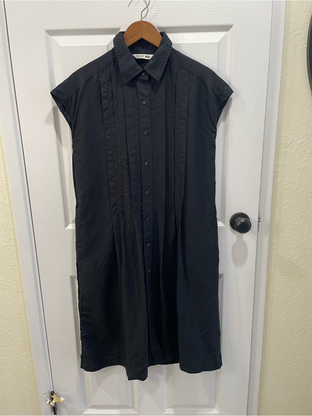 UNIQLO x Comptoir des Cotonniers Linen Blend Pintuck Midi Shirt Dress Black